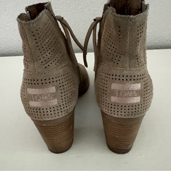 Toms Majorca Taupe Suede Perforated Peep Toe Booties Size 8.5 - Picture 9 of 12